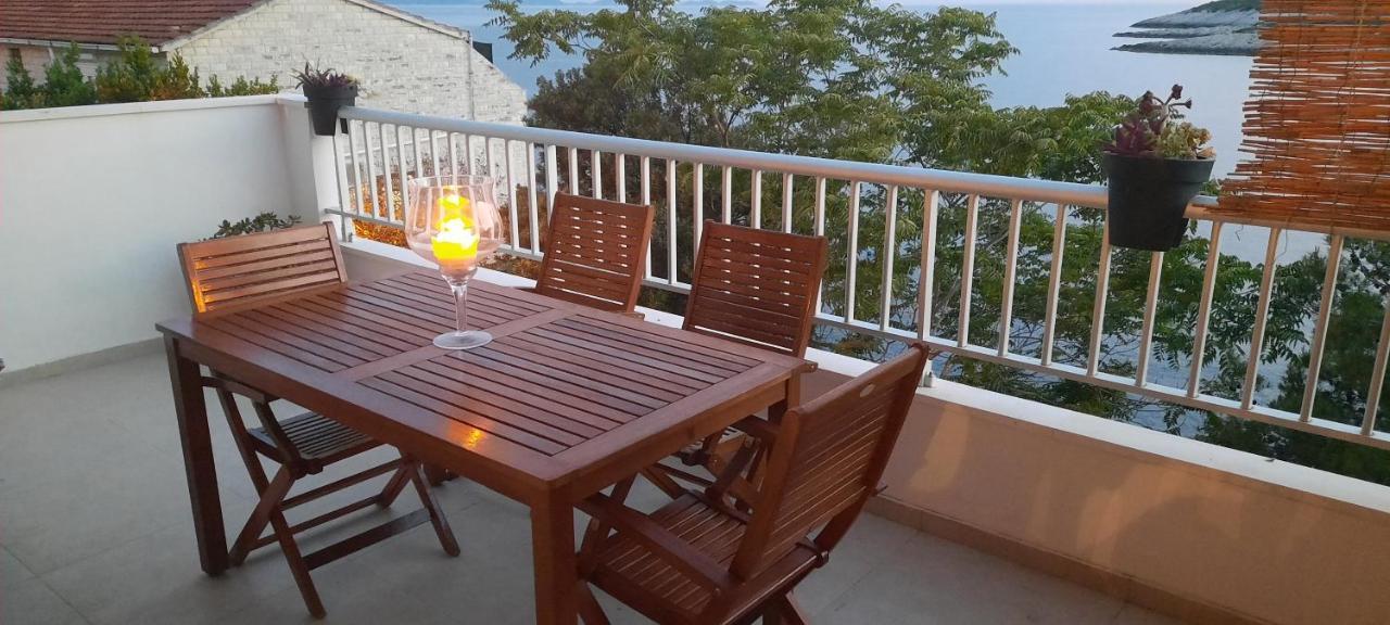 Antonia Apartments Zavalatica Ngoại thất bức ảnh
